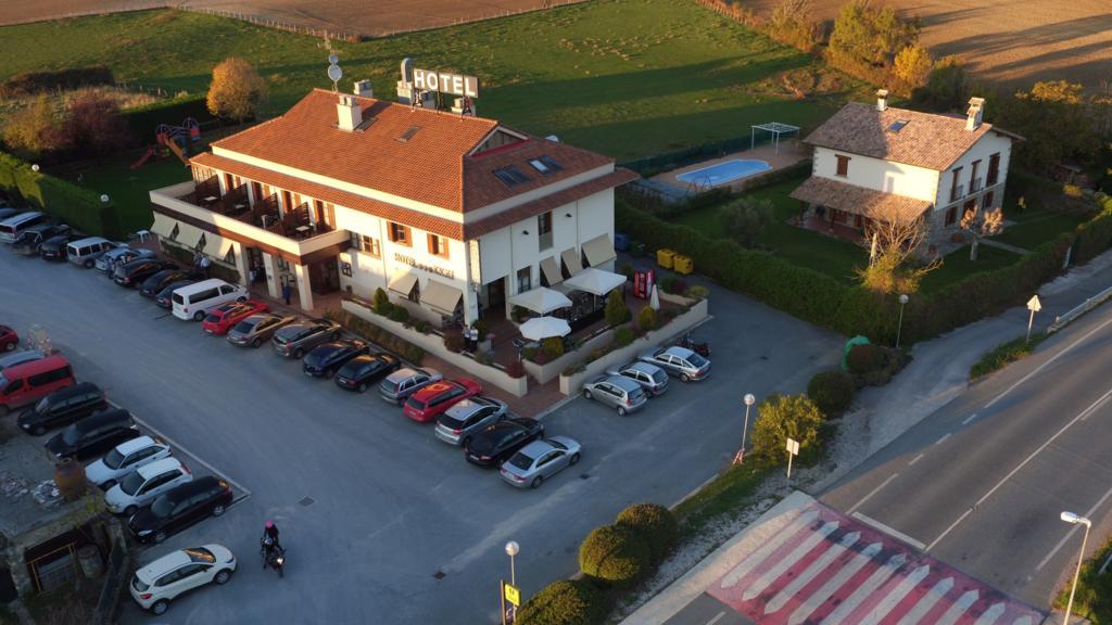 Hotel Ekai Ecay Luaran gambar