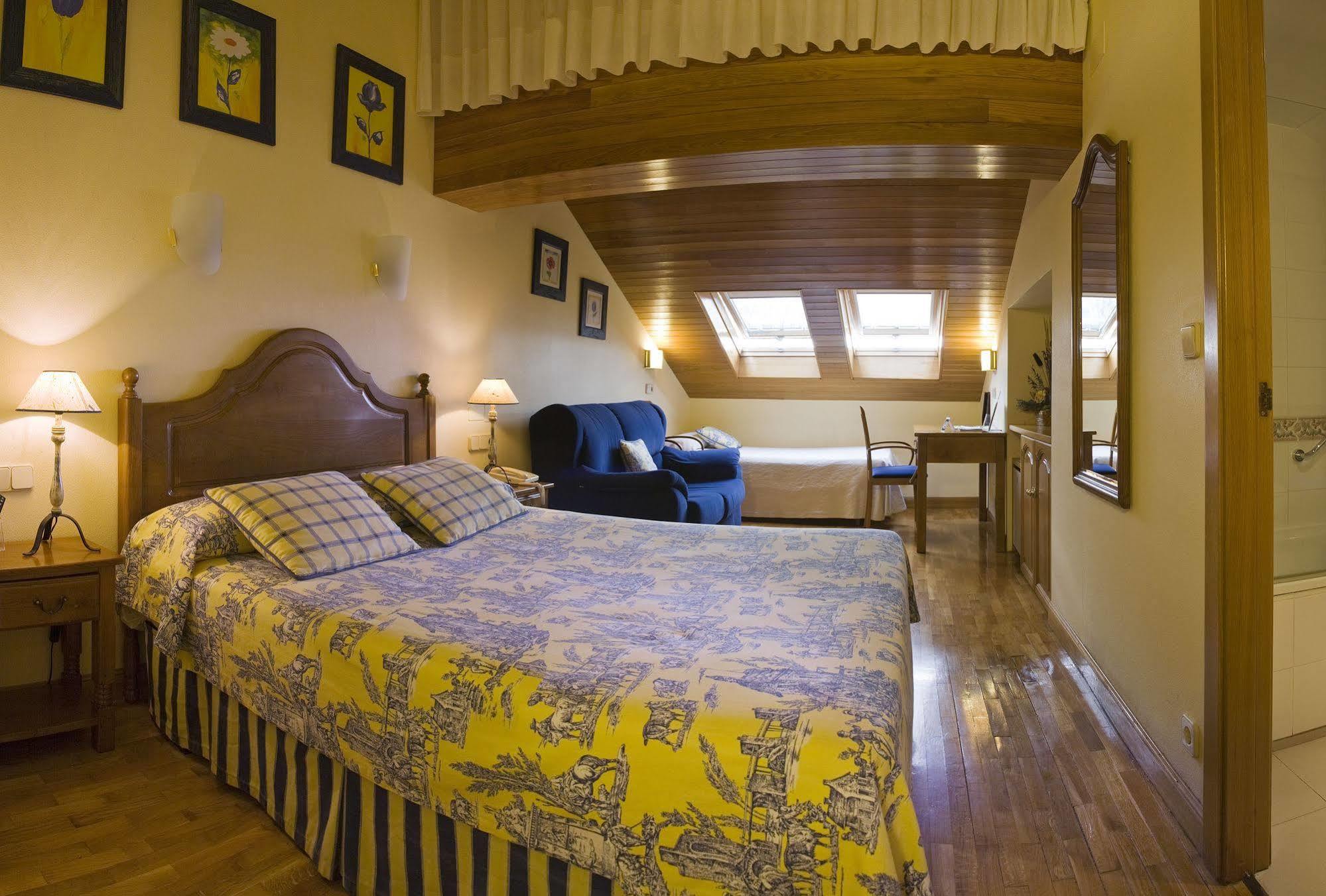 Hotel Ekai Ecay Luaran gambar